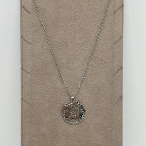 Collana con moneta pendente leggera